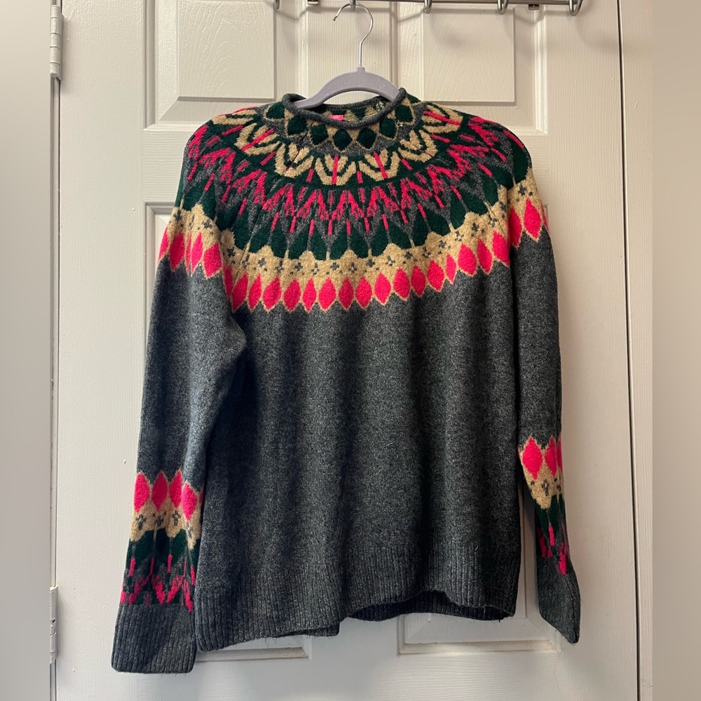Gorgeous Vince Camuto sweater